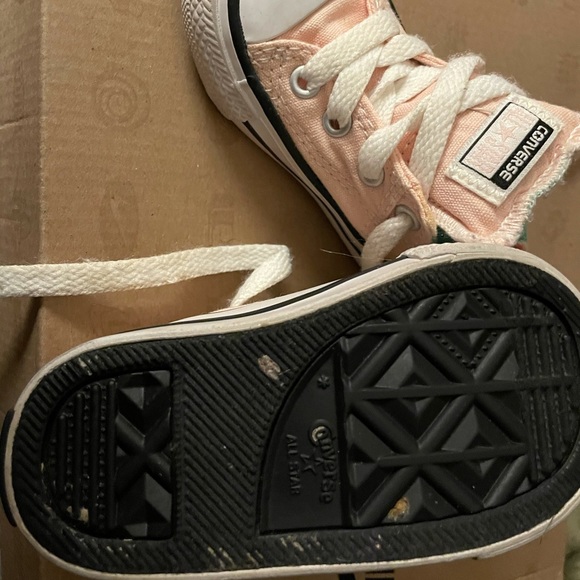 Converse sneakers - Picture 2 of 3